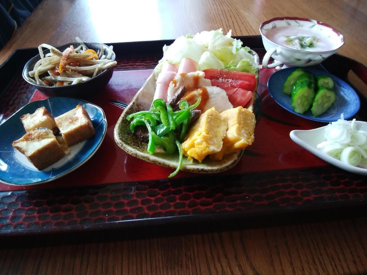 お一人様大歓迎乳幼児不可12歳から可丸ごと貸切りではない部屋の素泊まり静かな方無料wifi Irumagawa Exterior photo