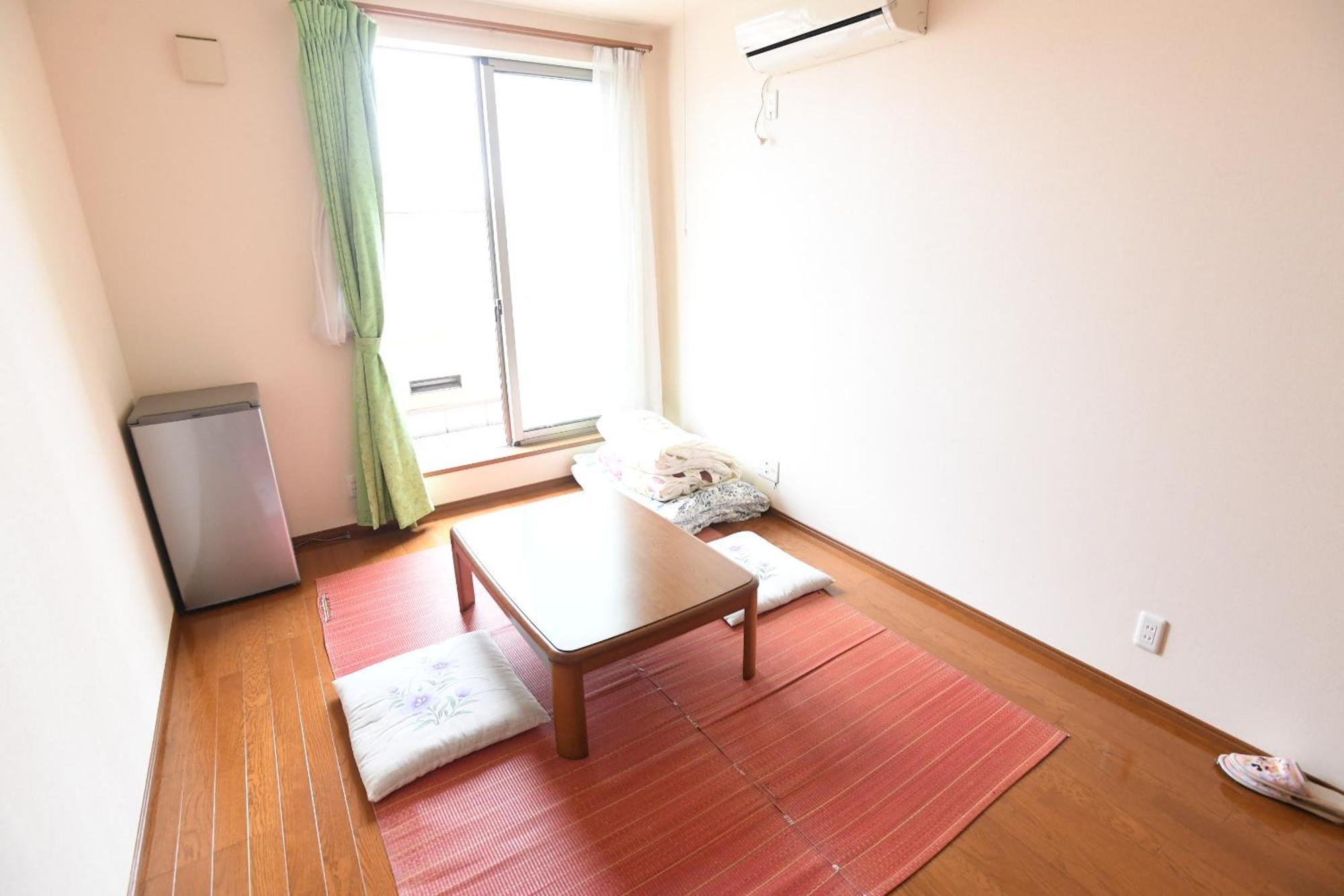 お一人様大歓迎乳幼児不可12歳から可丸ごと貸切りではない部屋の素泊まり静かな方無料wifi Irumagawa Exterior photo